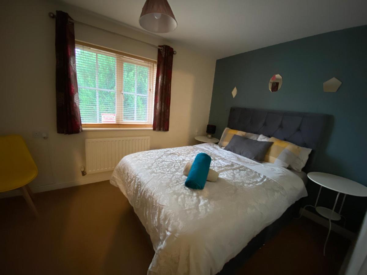 Wellingborough Cosy Hub Villa Great Harrowden Bagian luar foto